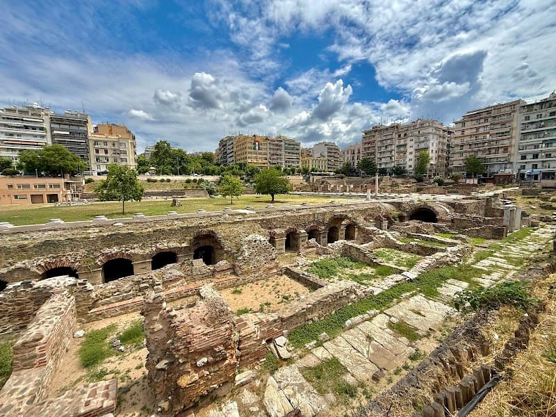 Free Explore: Roman Forum & Nearby Streets