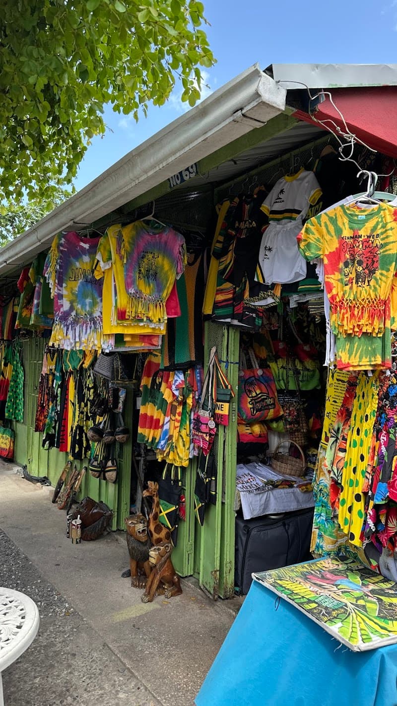 Free Explore Time: Ocho Rios Town & Craft Market