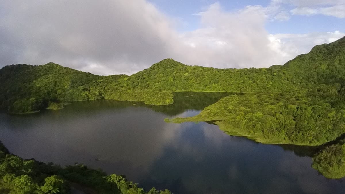 Freshwater Lake & Boeri Lake Hike