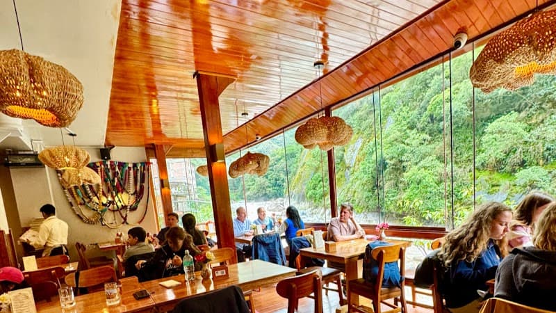 Full House Peruvian Cuisine