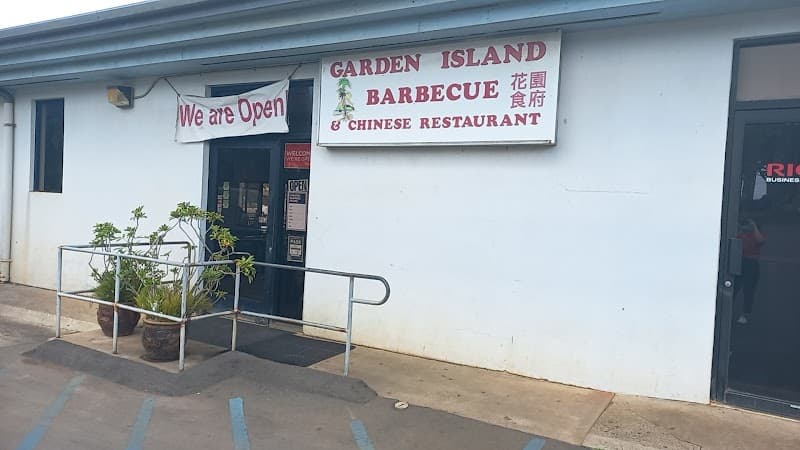 Jungle-Wild Weekend on Kauaʻi’s Garden Isle