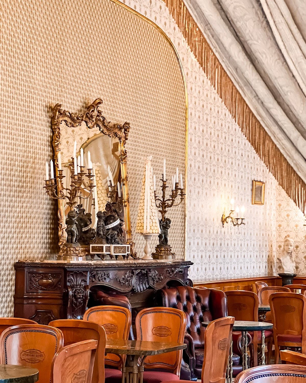 Gerbeaud Café