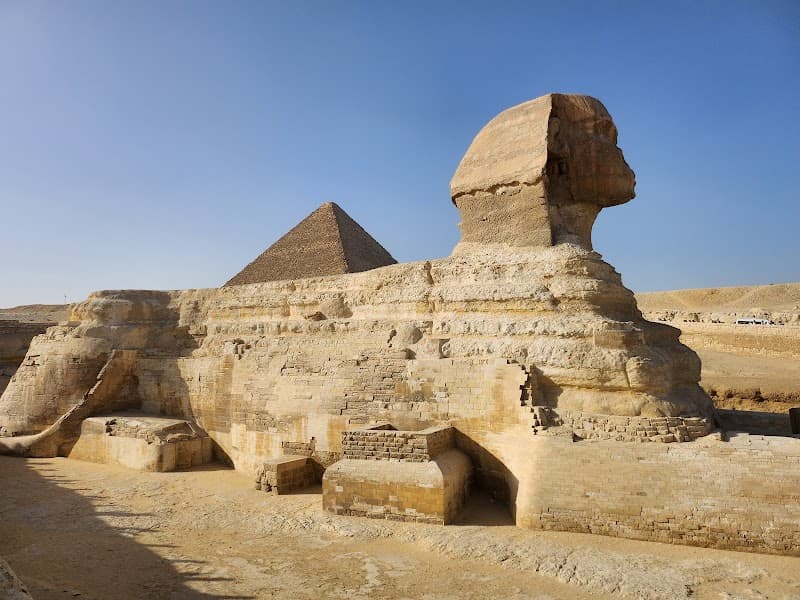 Desert Romance & Pyramids: A Giza Getaway