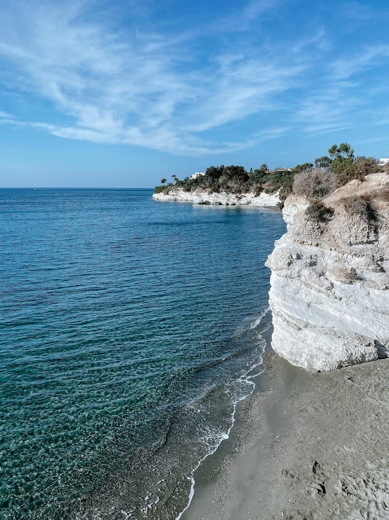 Governor’s Beach Cliffs Walk