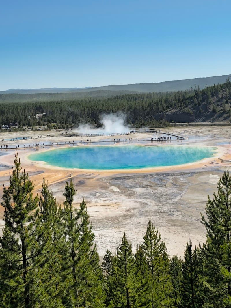 Grand Prismatic Spring Overlook (Fairy Falls Trailhead)