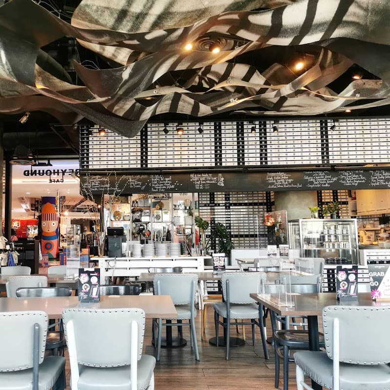 Greyhound Café (EmQuartier)