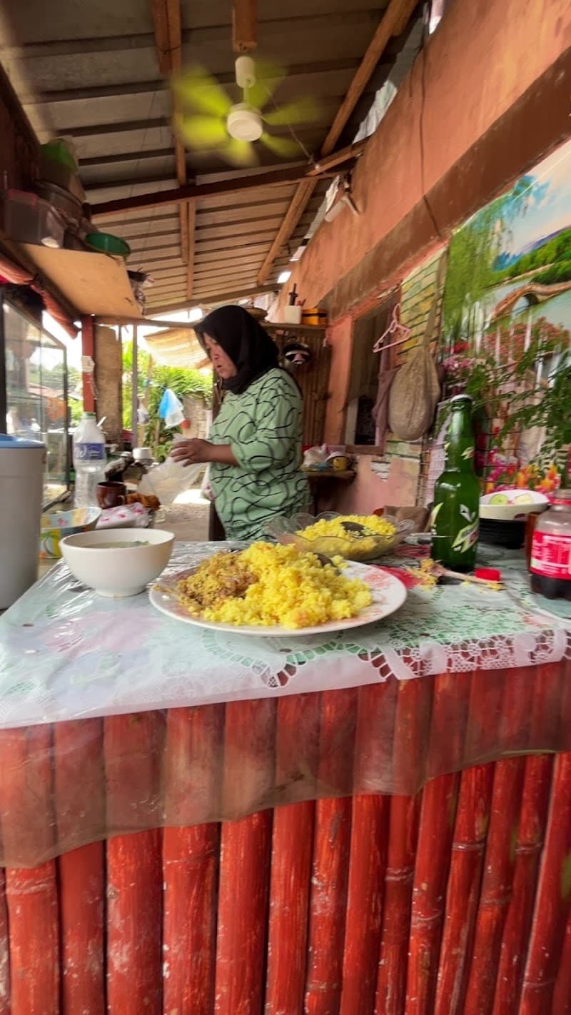 Halal Eatery at Tagbilaran City Mosque Area (generic local carinderia cluster)
