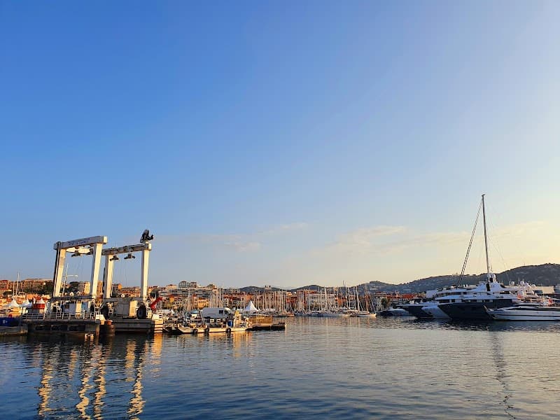 Half-Day Catamaran Cruise in the Bay of Cannes