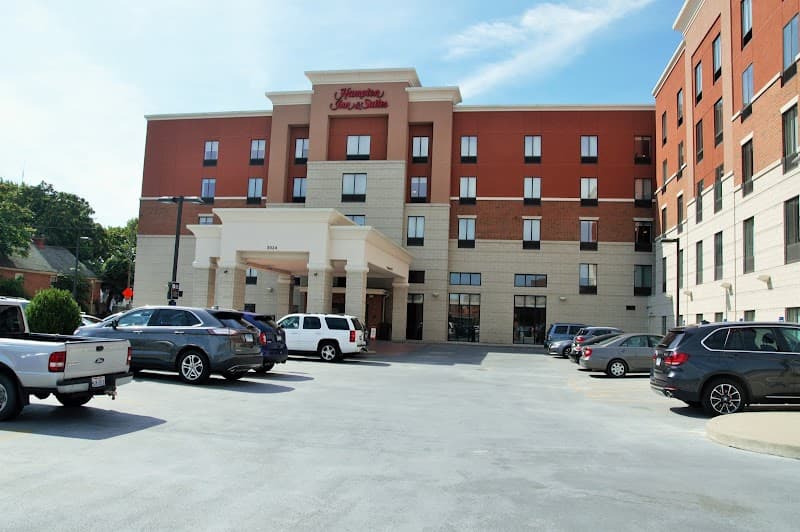 Hampton Inn & Suites Cincinnati Uptown/University Area