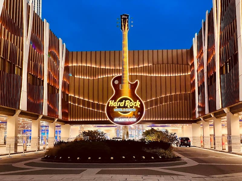Hard Rock & North Boardwalk Free-Explore