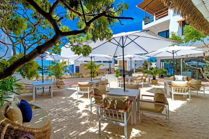 Wild Weekend Escape in the Galápagos