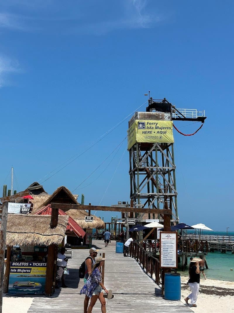 Isla Mujeres Ferry & Beach