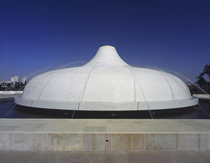 Israel Museum (including the Dead Sea Scrolls Shrine of the Book)