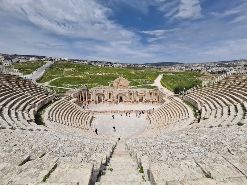 Jerash Archaeological Site – Cardo Maximus & North Theater
