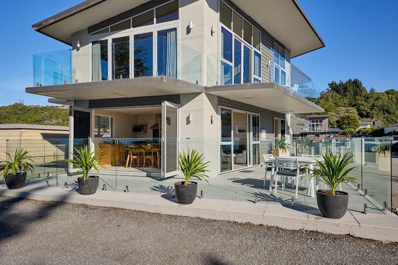 Kaikoura Beachfront Free Explore