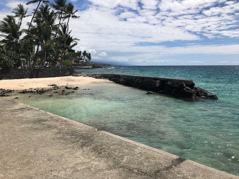 Kailua Bay Beachfront Relaxation