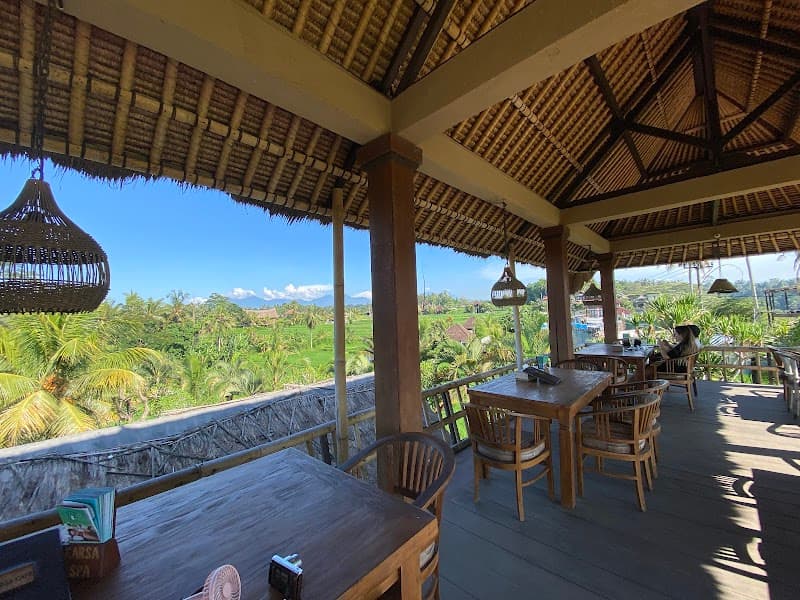 Ubud's Hidden Gems: Culture, Wildlife & Waterfalls