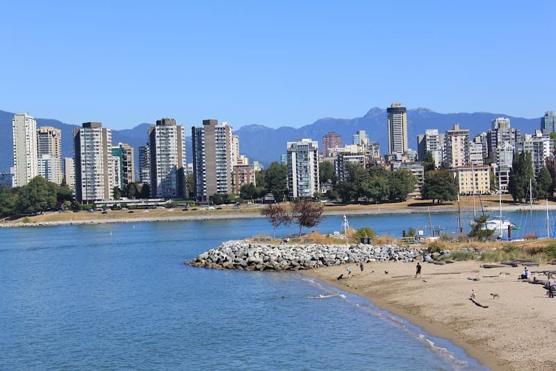 Kitsilano Beach & Seawall Walk