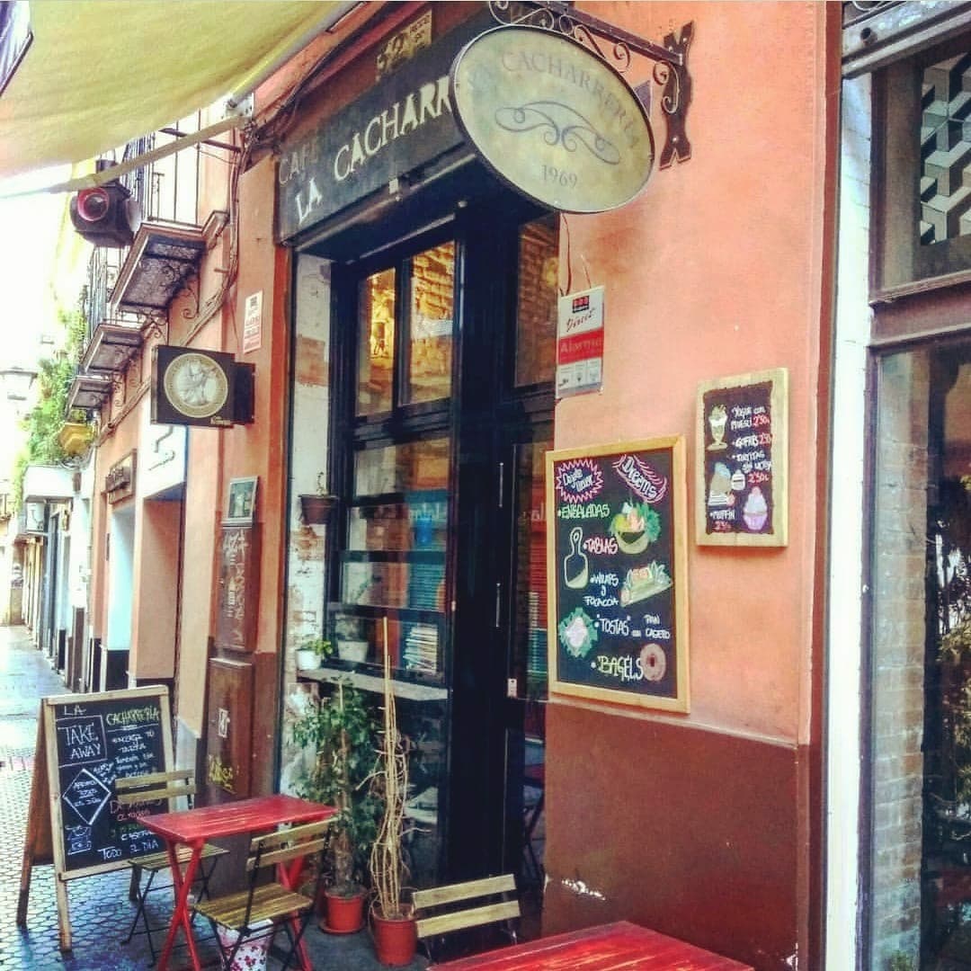 Family Weekend in Seville: History, Parks & Tapas