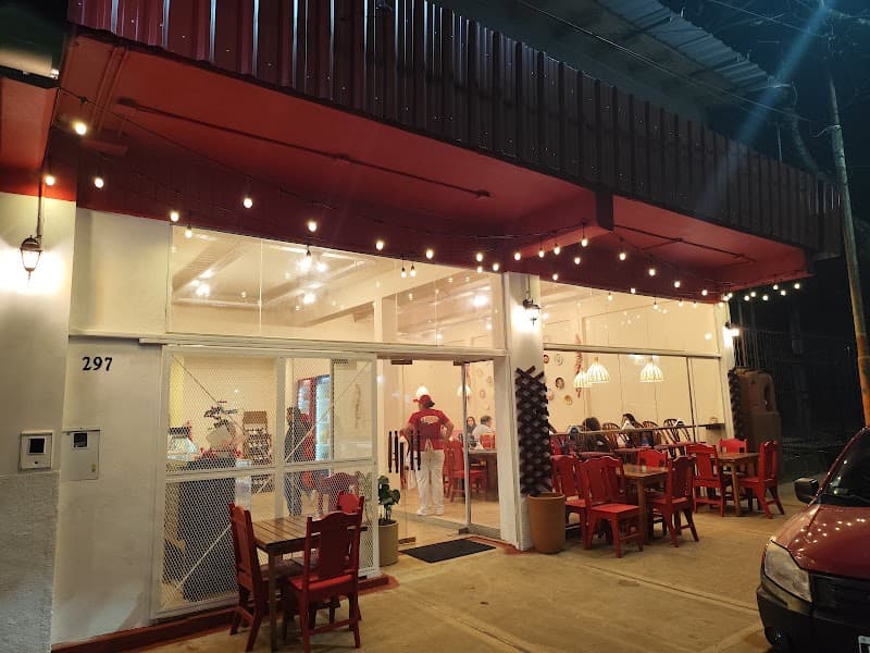 La Mamma Pastas & Salsas (Halal-friendly choices)