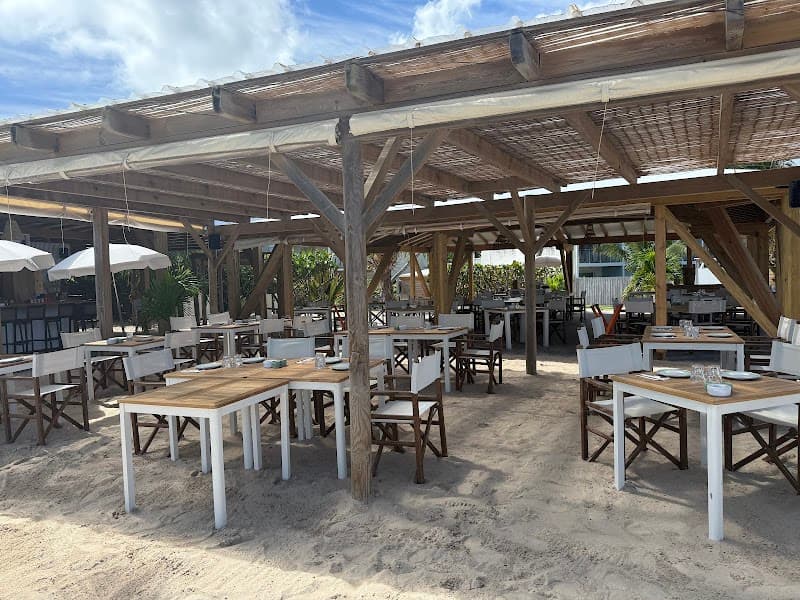 La Playa Beach Bar & Restaurant