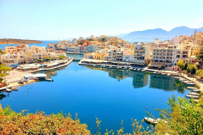 Lake Voulismeni Promenade