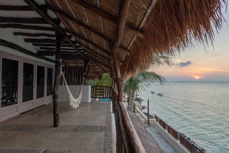 Three Slow Days of Wild Romantic Holbox