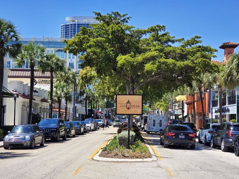 Las Olas Boulevard Stroll