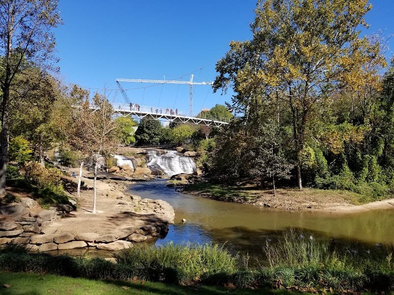 Liberty Bridge Walk and RiverPlace Stroll