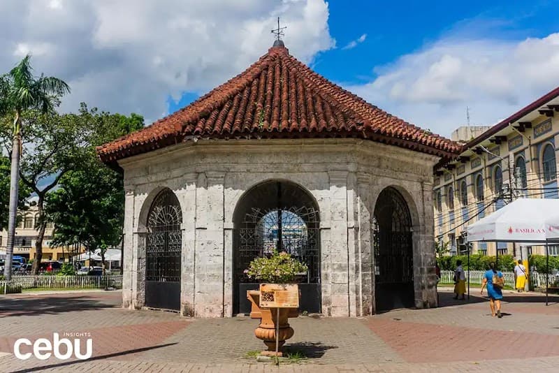 Magellan's Cross and Basilica area