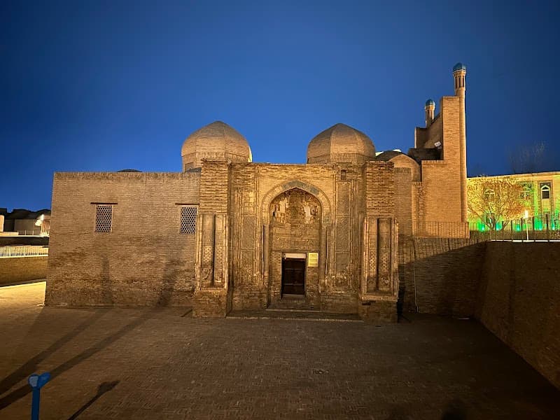 Maghak-i Attari Mosque