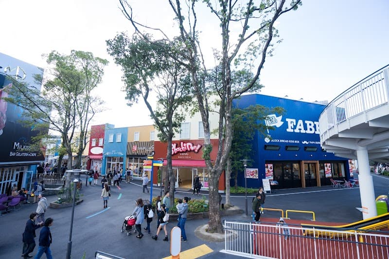 Maker’s Pier & Kinjofuto Waterfront Walk