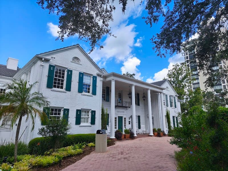Romantic Jungle-by-the-Bay Weekend in Sarasota