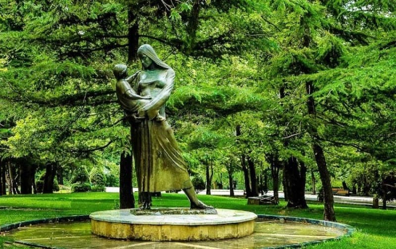 Mellat Park