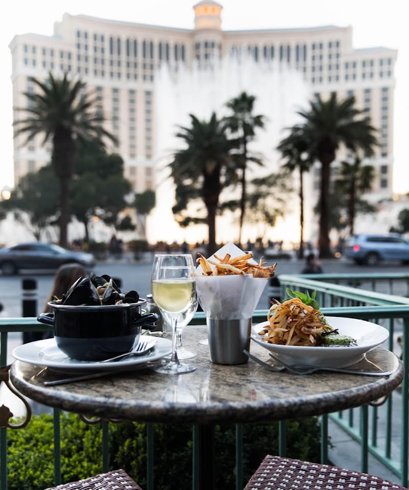 High-Energy Las Vegas: Strip Thrills, Desert Views & Nightlife