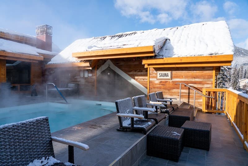 Moose Hotel and Suites