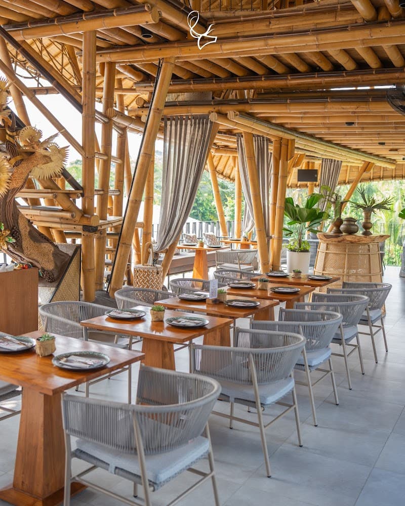 Mozaic Beach Club Cuisine