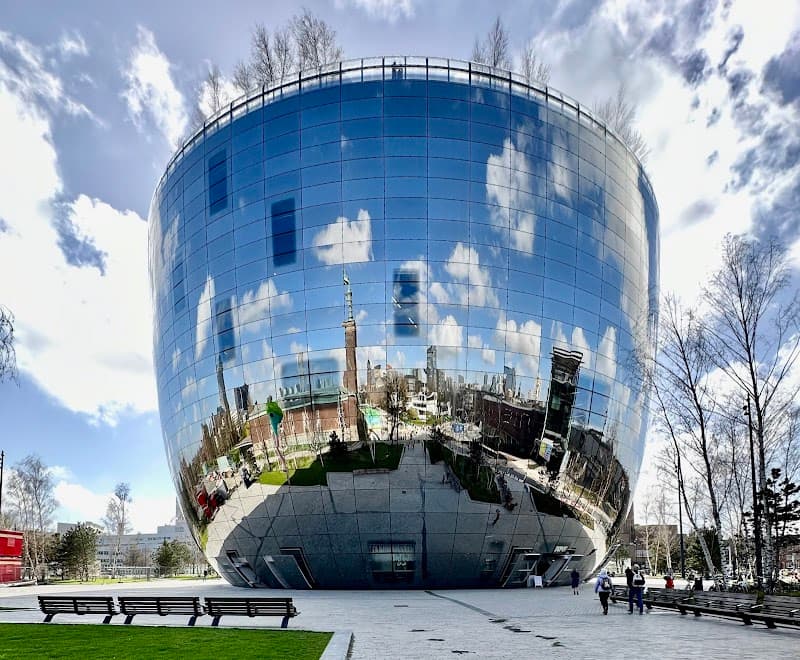 Rotterdam in 7 Days: Jungle-Urban Sights, Halal Eats, Easy Flow
