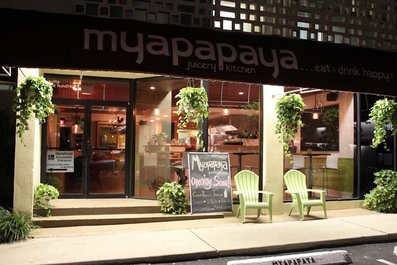 Myapapaya Juicery + Kitchen