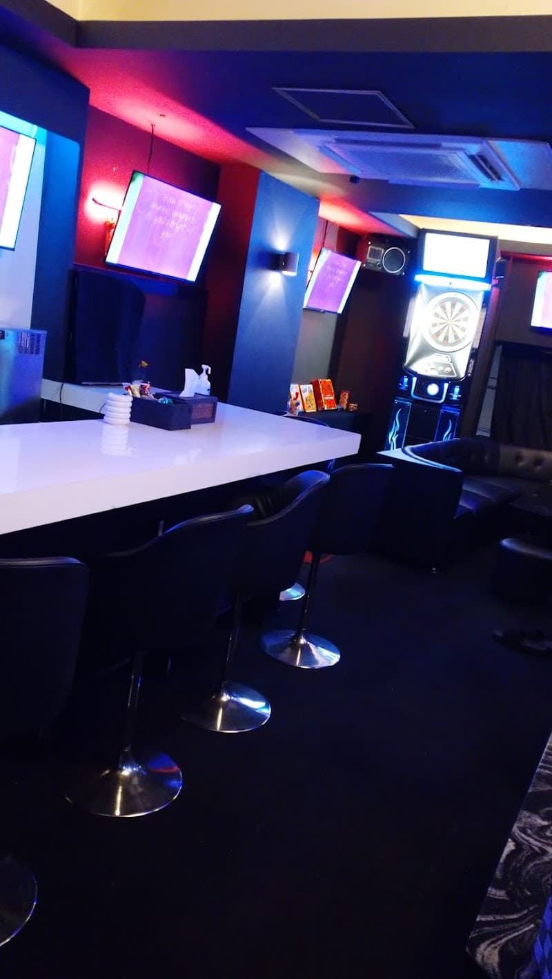 Naha Nightlife Bar Hop