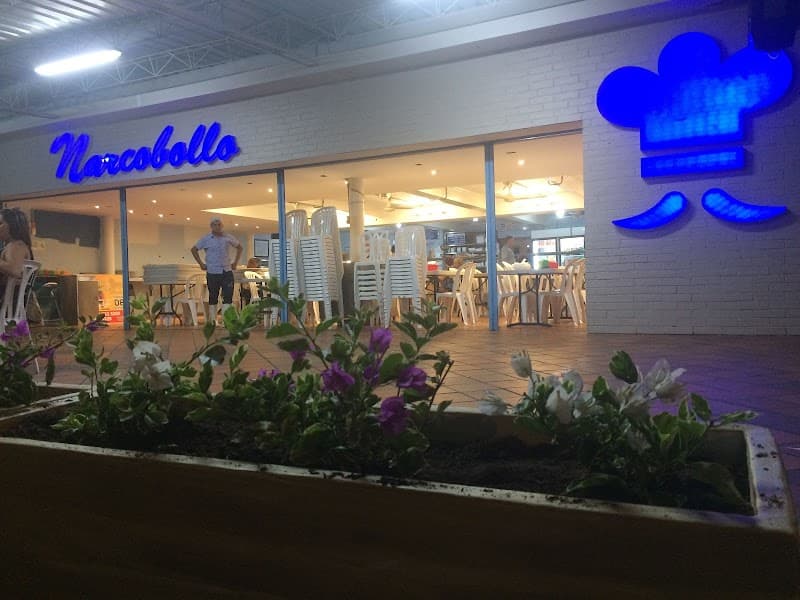 Slow Food & Riverside Vibes in Barranquilla