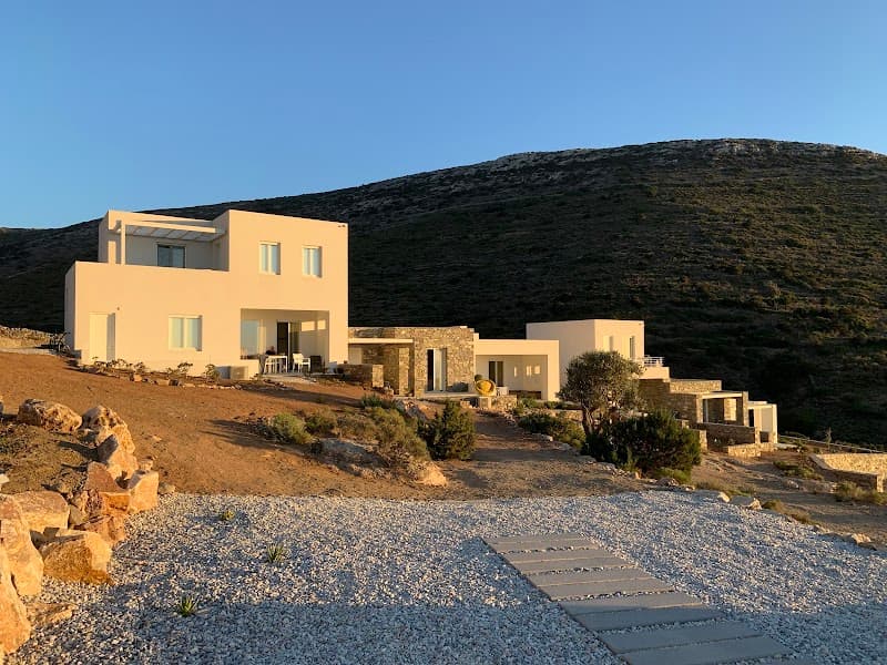 Noble 7 Suites - Adults Only