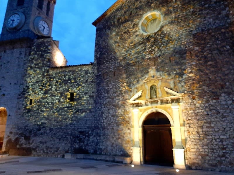 Notre-Dame d'Espérance & Hilltop Views