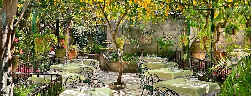 Romantic Sorrento: Lemon Groves & Cliffside Bliss