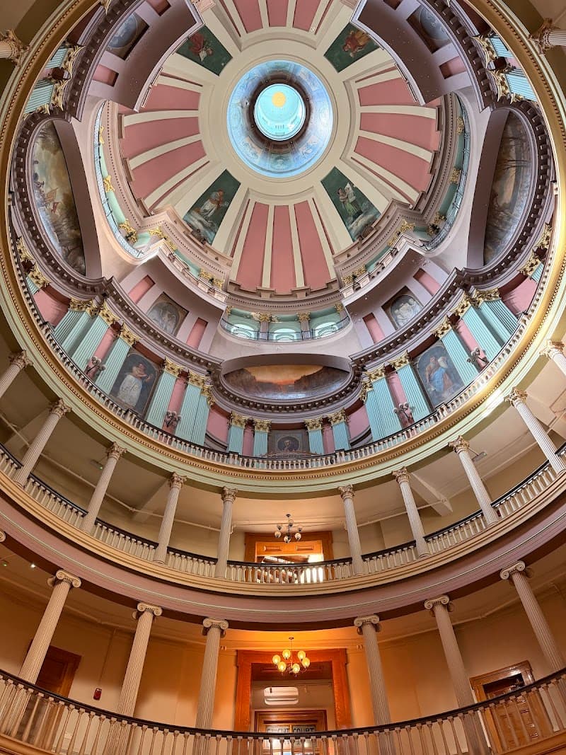 Old Courthouse & Downtown Architecture Walk