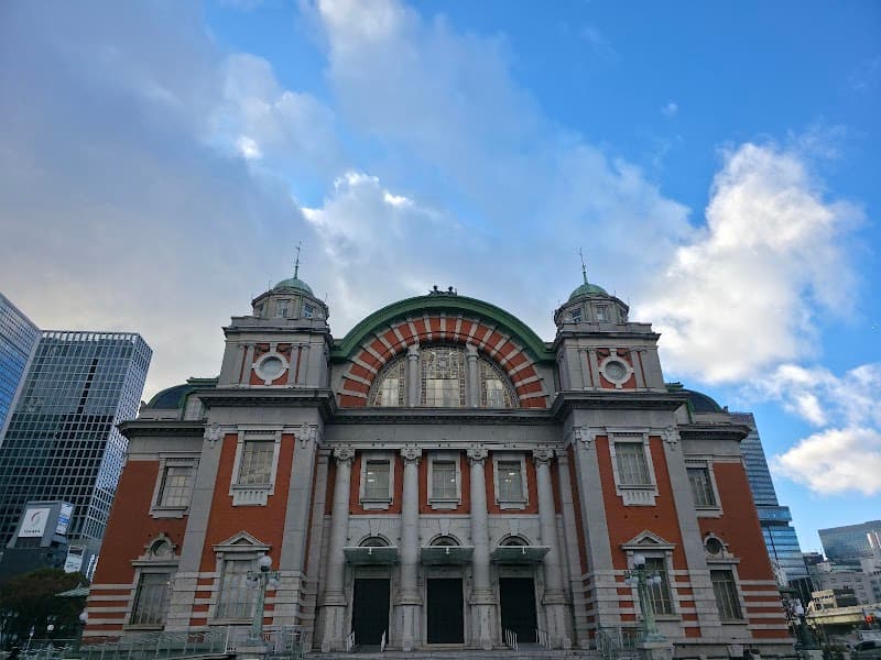 Osaka City Central Public Hall & Nakanoshima Park