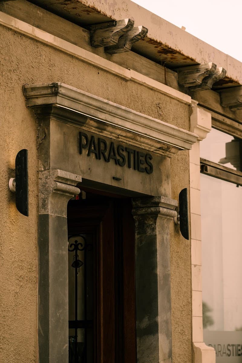 Parasties