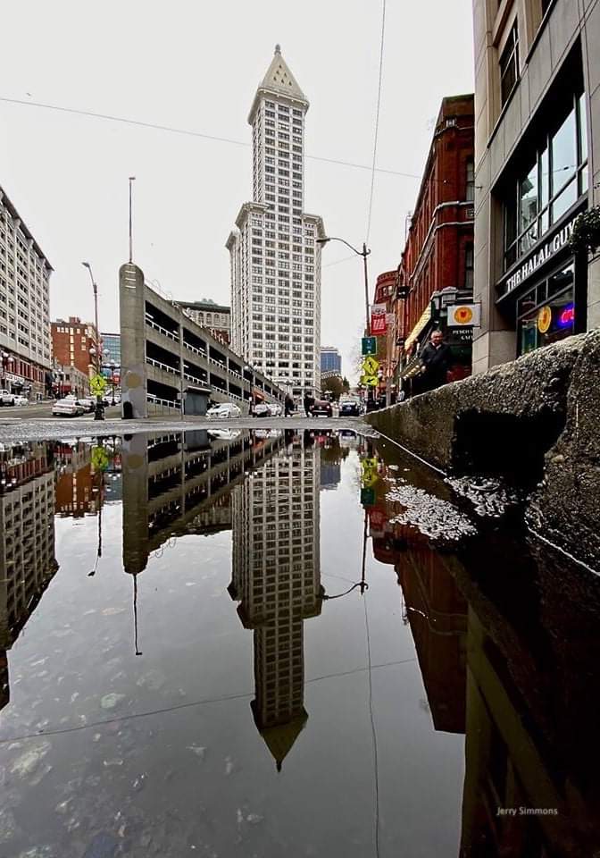 Pioneer Square Stroll