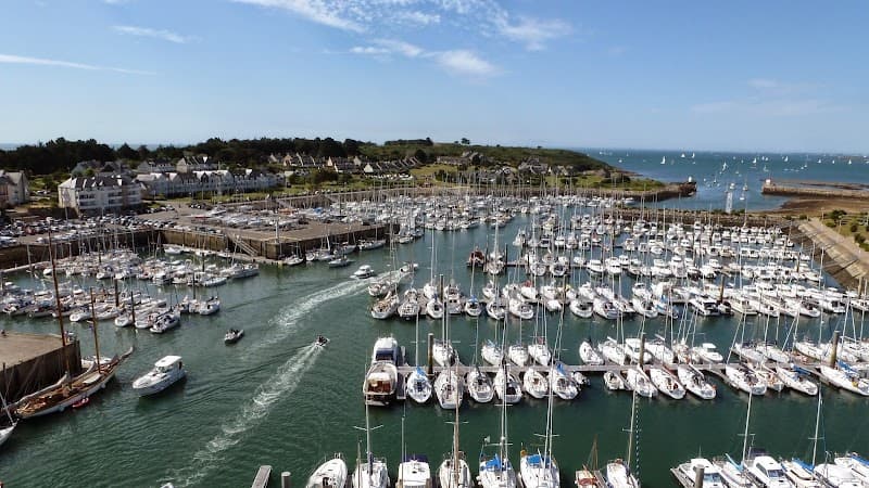 Port du Crouesty Coastal Stroll