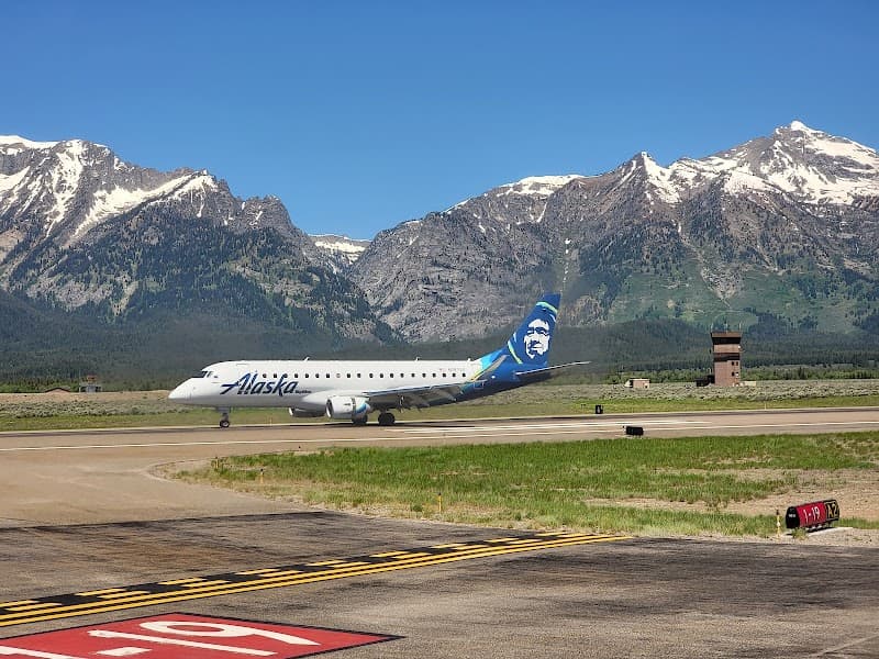 Slow-Travel Jackson Hole: Design, Spa, and Wild Teton Light
